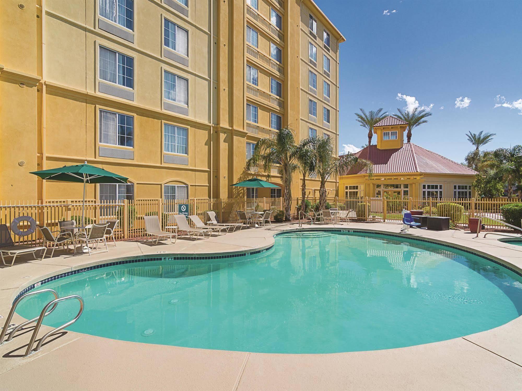 La Quinta By Wyndham Phoenix West Mesa